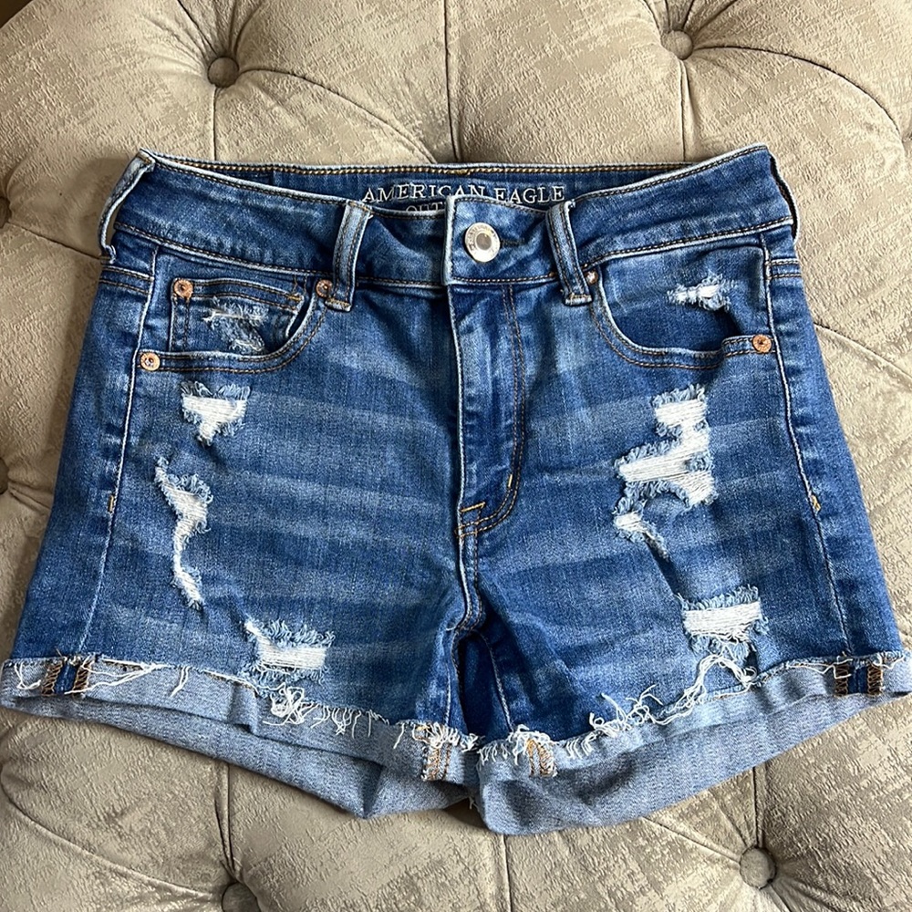 American Eagle Hi-Rise Denim Shortie Size 4